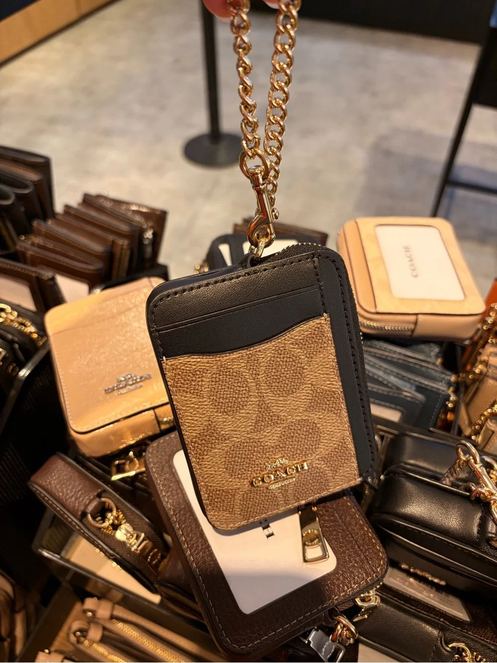 Coach Leather Zip chain card coin Wallets - with chain and card slots new